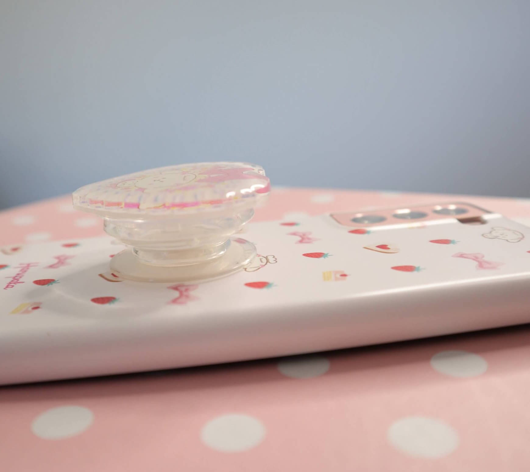 Kawaii Heart Phone Grip and Phone Stand: Pink Ribbon Acrylic Accessory - Image 4